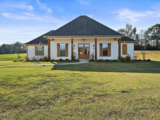Property at 320 Driftwood Ln, Florence, MS 39073