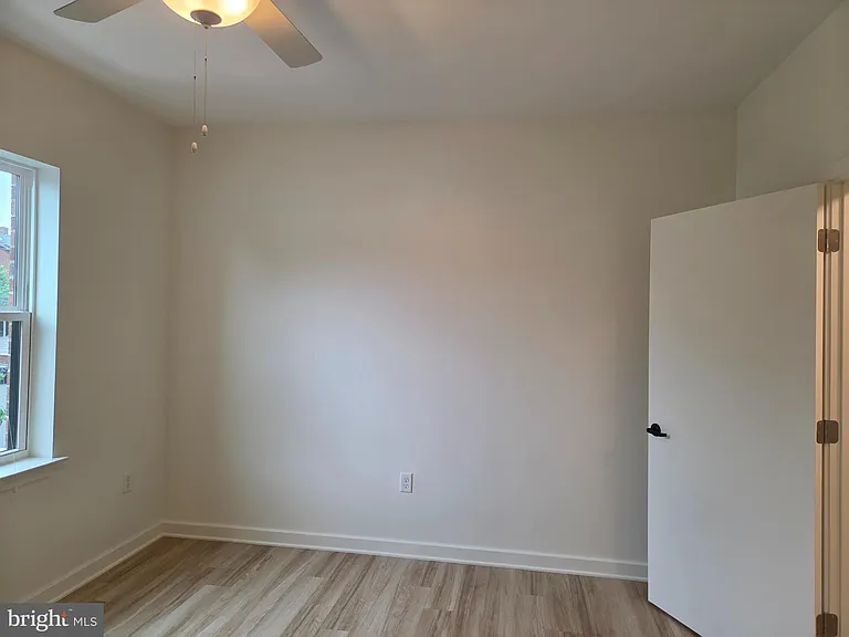 102 Hanover St #204 — Photo 11