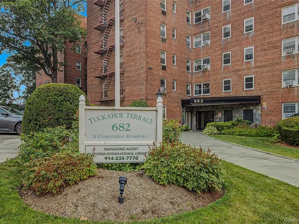 682 Tuckahoe Road #5K, Yonkers, NY 10710