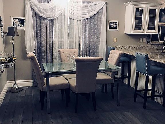 3rd image of 9363 S Parkside Dr