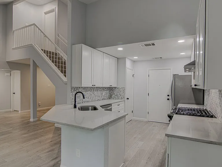 13005 Muldoon Dr — Photo 12