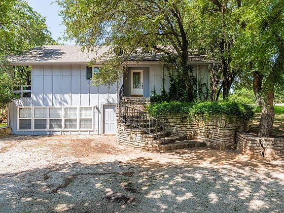 4th image of 5011 Tahoka Dr
