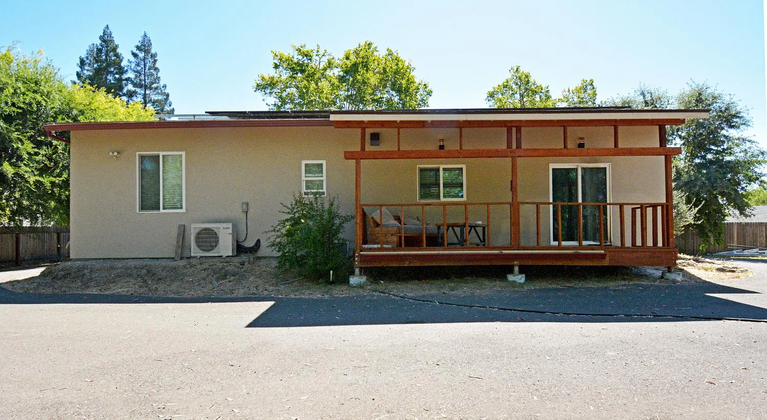 2 bed, 1200 sqft, $2,600 — Photo 1
