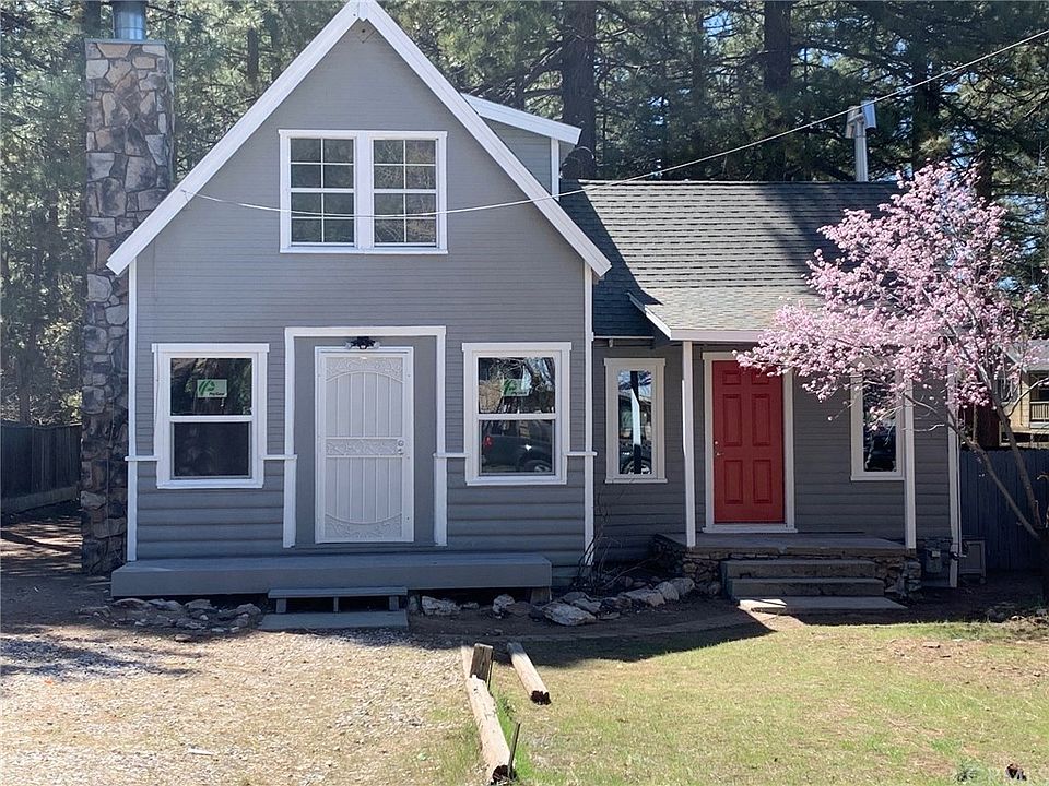 1st image of 340 Mountainaire Ln