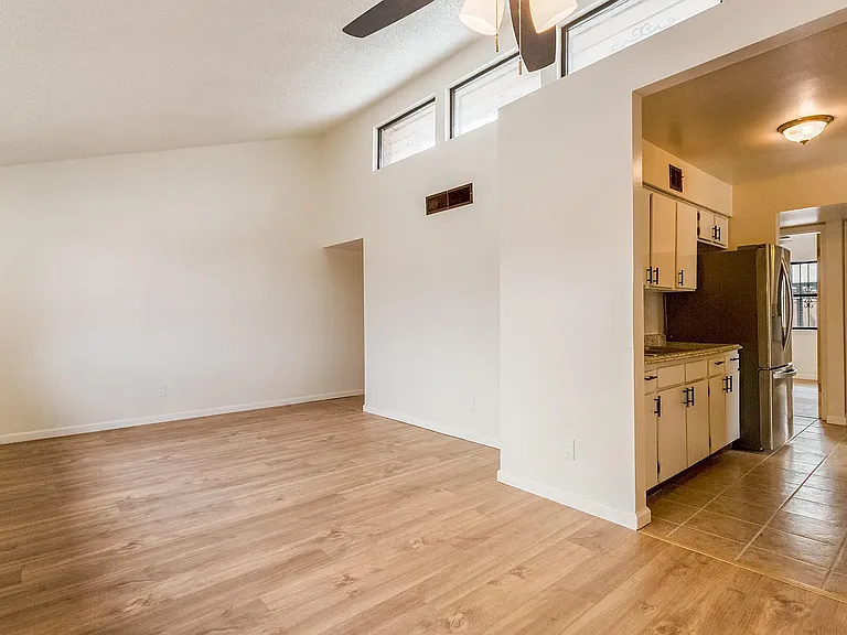 157 Sunset Pl SW — Photo 12