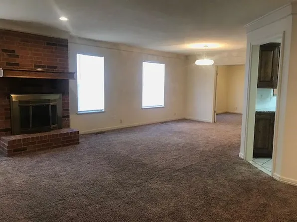 11906 Shady Trail Ln, Oklahoma City, OK 73120