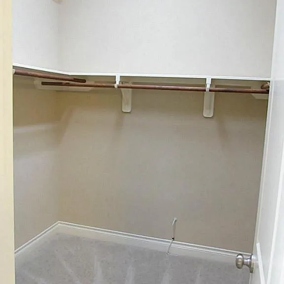 14104 Green Thicket Dr — Photo 24