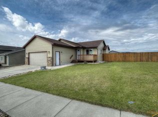 4919 Ambrose Dr, Rapid City, SD 57701