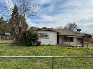 8400 Crane Rd, Oakdale, CA 95361