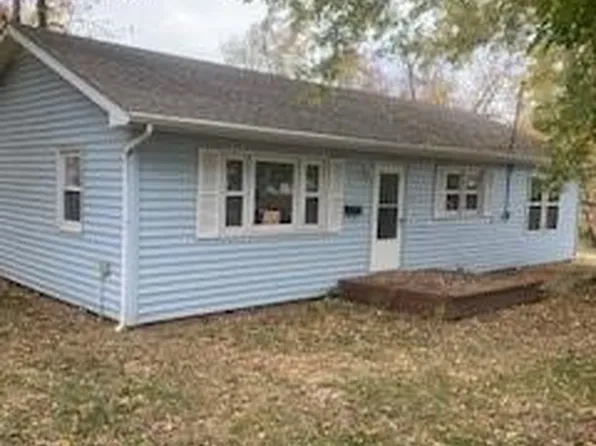 619 N Elm St, Cameron, MO 64429