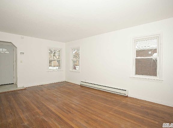 2nd image of 8456 259th St