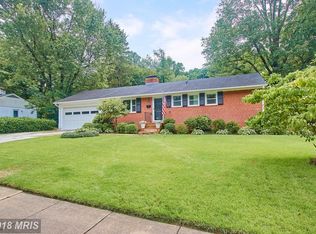 7414 Long Pine Dr, Springfield, VA 22151