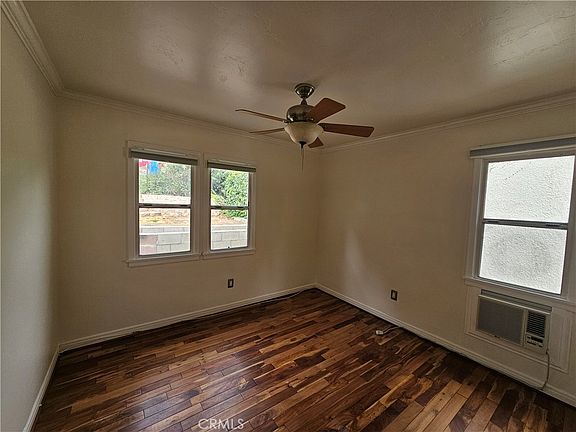 5th image of 4966 N Maywood Ave