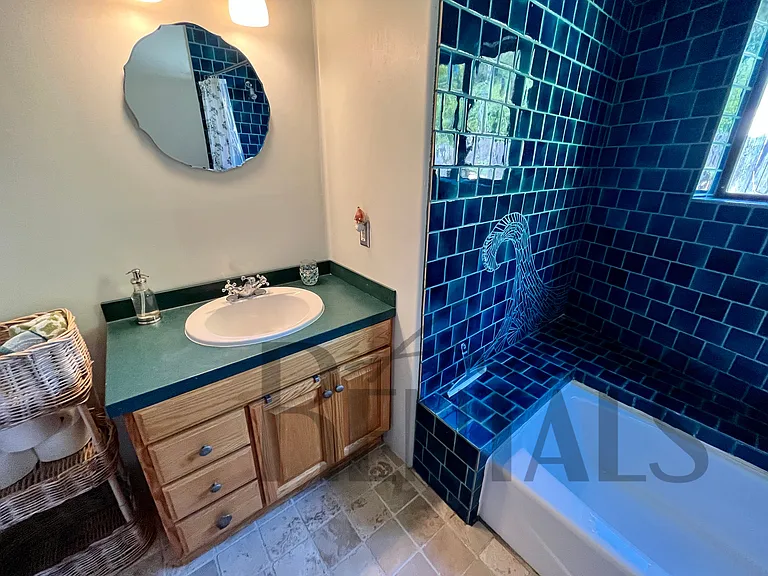 111 El Camino Real — Photo 26