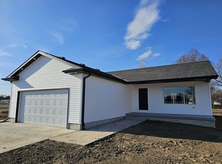 111 Bronco Cir, Utica, NE 68456