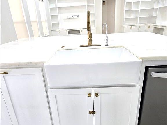 5th image of 4305 Santa Sofia Ct