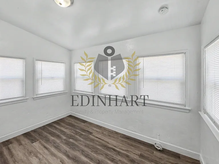 3049 E McKinley Ave — Photo 12
