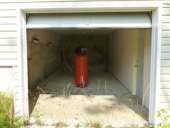 5th image of 1210 Brannon Dr