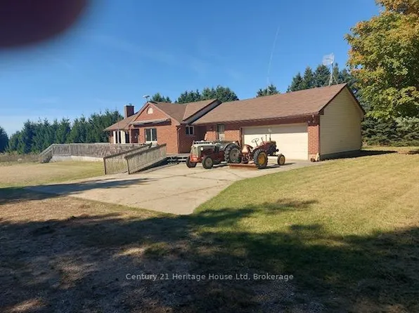7174 State Highway 6, Mapleton, ON N0G 1A0