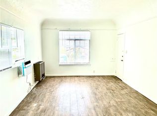 212 S Lake St, Los Angeles, CA 90057