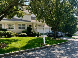 140 Winding Ridge Rd Unit 140, White Plains, NY 10603