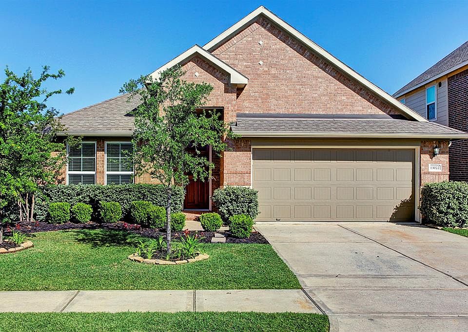 1st image of 13022 Thorn Valley Ct