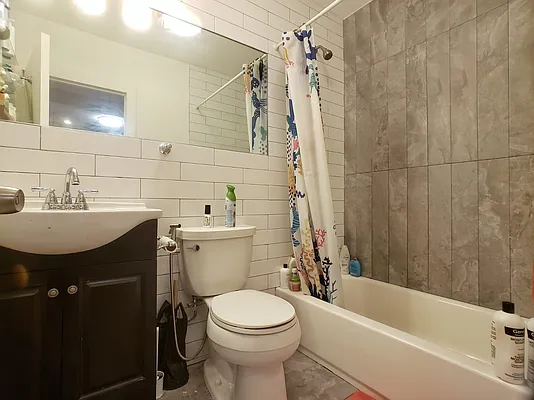 Rented by In Haus LLC | media 21