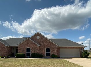 1854 Meadowview St, Athens, TX 75752