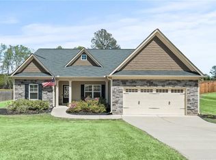 41 Moriah Woods Dr, Auburn, GA 30011