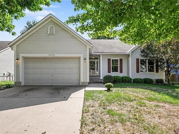 16773 W 157th Ter, Olathe, KS 66062