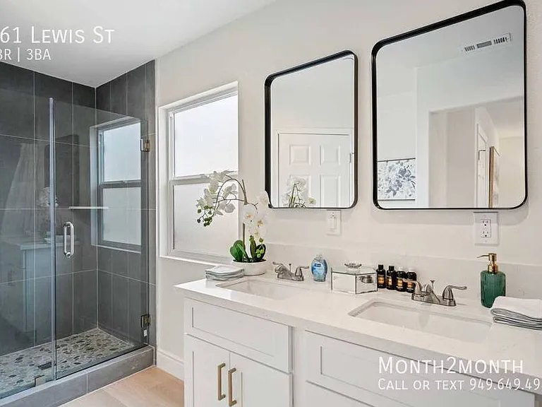 761 Lewis St — Photo 15