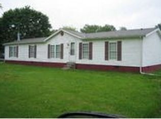 684 Elm St, Crab Orchard, KY 40419
