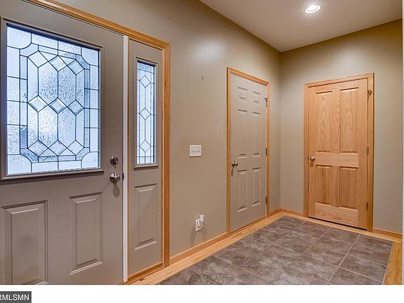 4th image of 2084 Greenwood Valley Dr