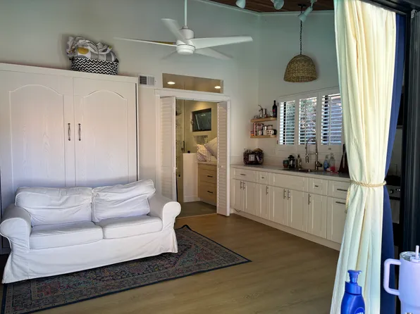 6135 Lakewood St, San Diego, CA 92122