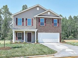 121 Stone River Way, Mayodan, NC 27027