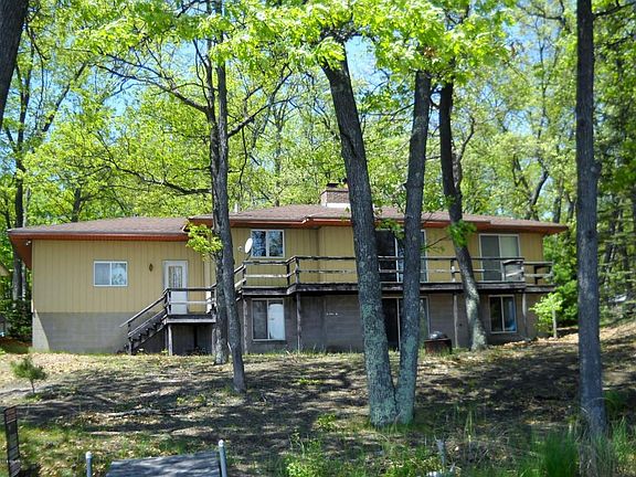 2nd image of 8480 N South Lake Shore Dr