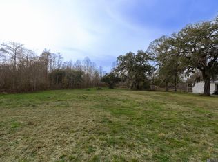 12253 Beco Rd, Saint Amant, LA 70774