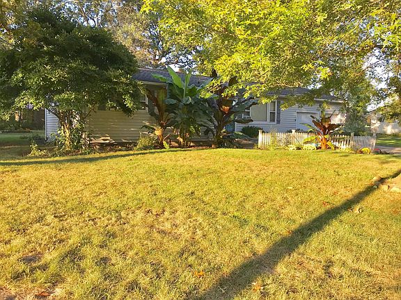 2nd image of 7286 Miller St