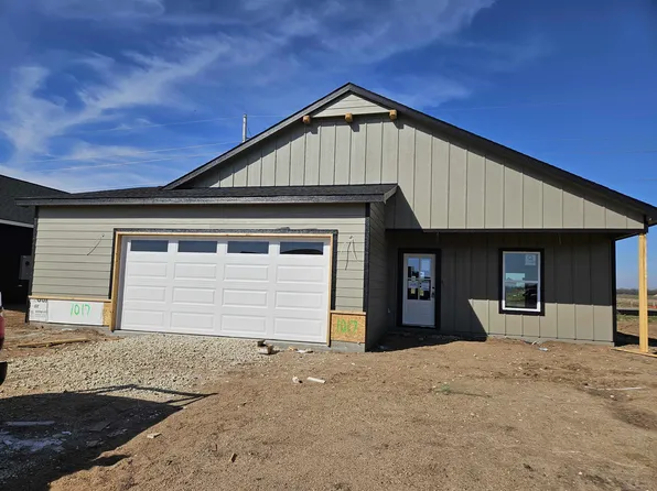 1017 N Forestview St, Wichita, KS 67235