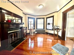 77 College Ave #1, Somerville, MA 02144