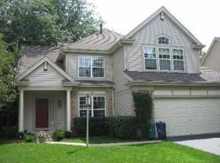130 Toulon Dr, Buffalo Grove, IL