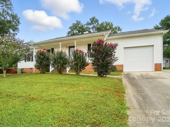 1670 Midbrook Dr, Rock Hill, SC 29732