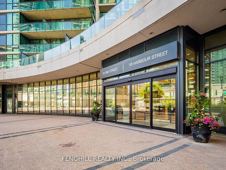 33 Bay St #209 — Photo 2