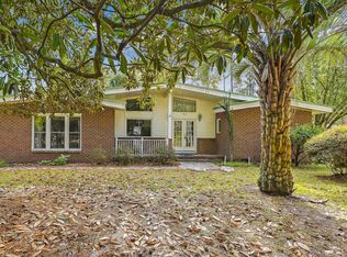 706 Old Golf Rd, Summerville, SC 29483