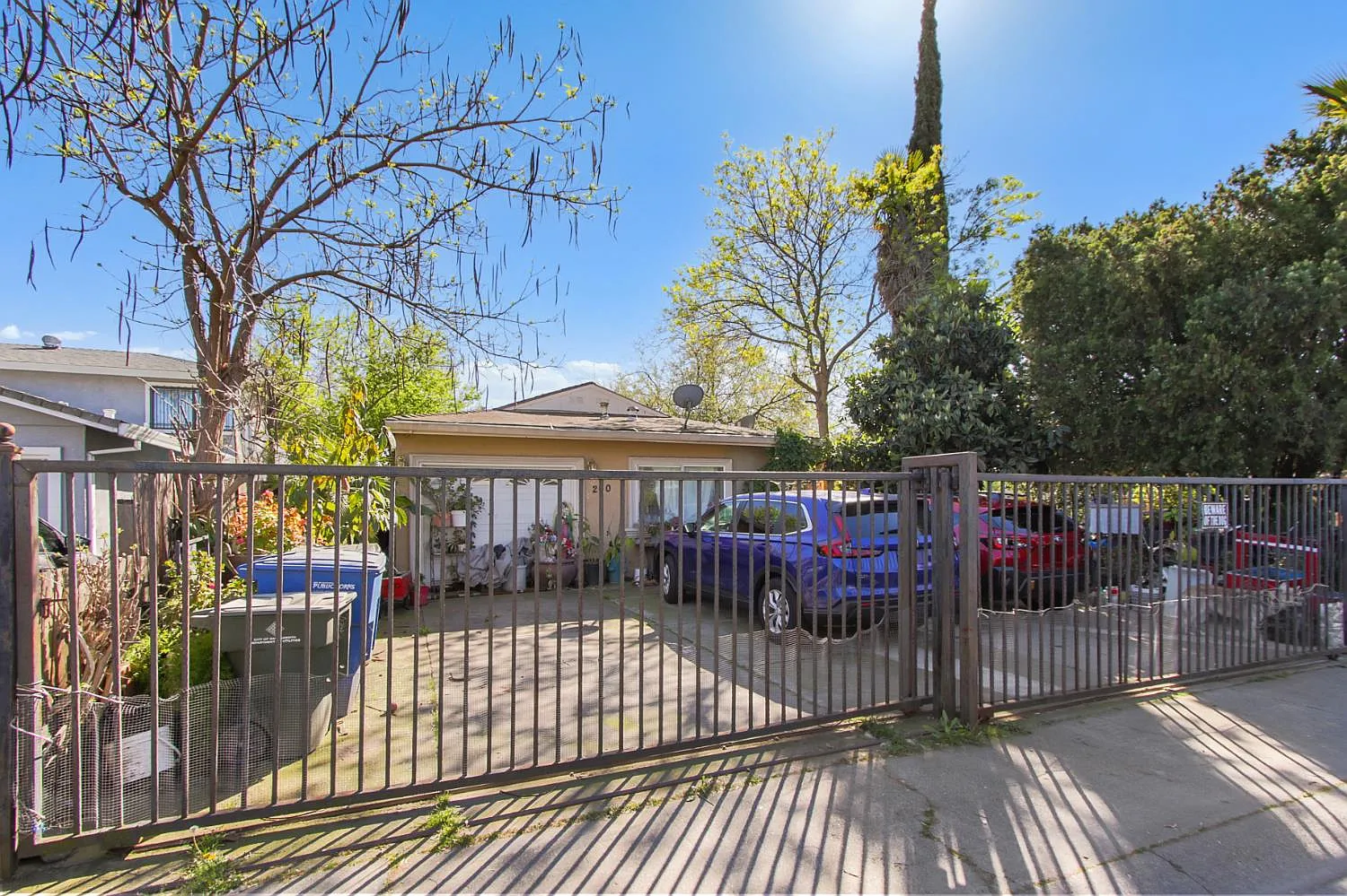200 Lindley Dr photo 1