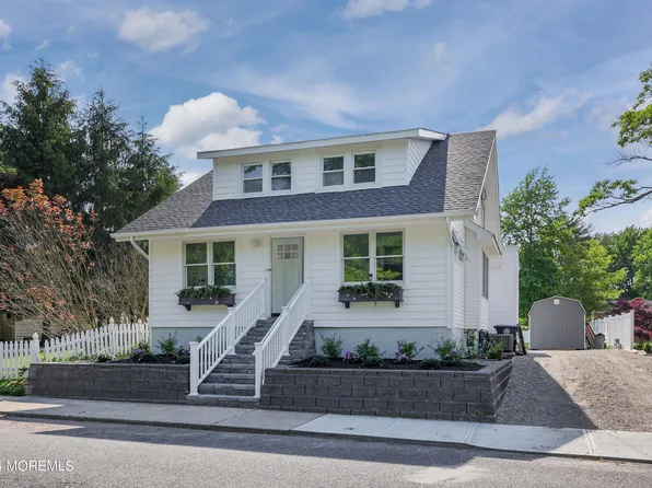 1613 Pine Tree Way, Wall, NJ 07719