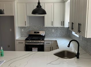 3045 Edson Ave, Bronx, NY 10469