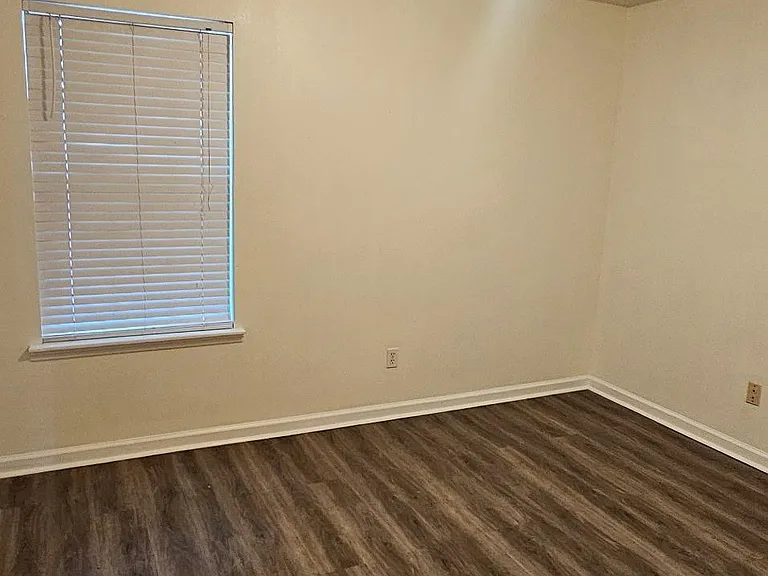 1775 Newman Ln — Photo 18