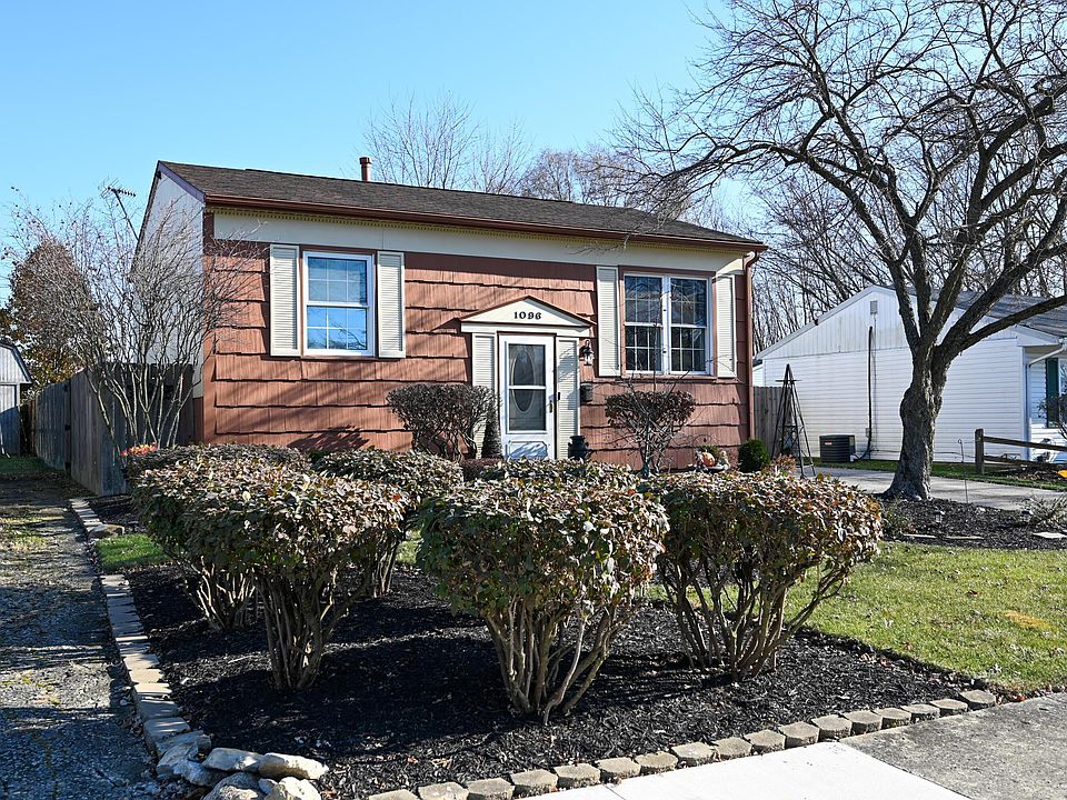 1st image of 1096 Bermuda Dr