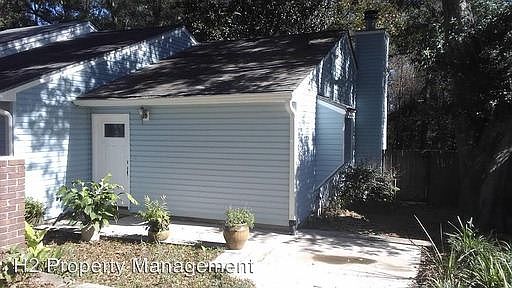 1st image of 2805 Misty Garden Cir